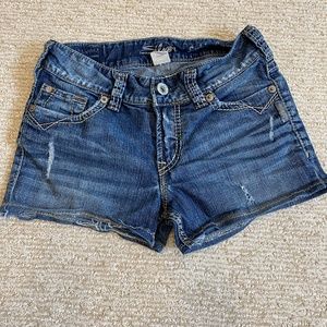 silver Suki surplus shorts size 26